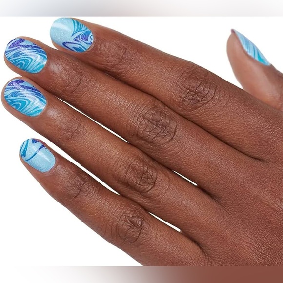Color Street THINK YOU’RE SLICK Blue & Purple Ombré Glitter Paint Swirl Set - Picture 7 of 8